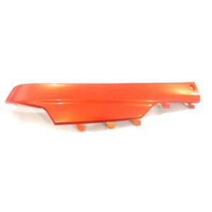 CARENAGEM TAMPA LATERAL TRASEIRA ESQUERDA LARANJA UM125I